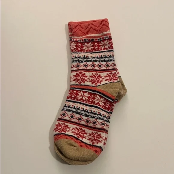 Colorful Patterned Women’s Holiday Socks Set (5 pair) - Picture 5 of 6